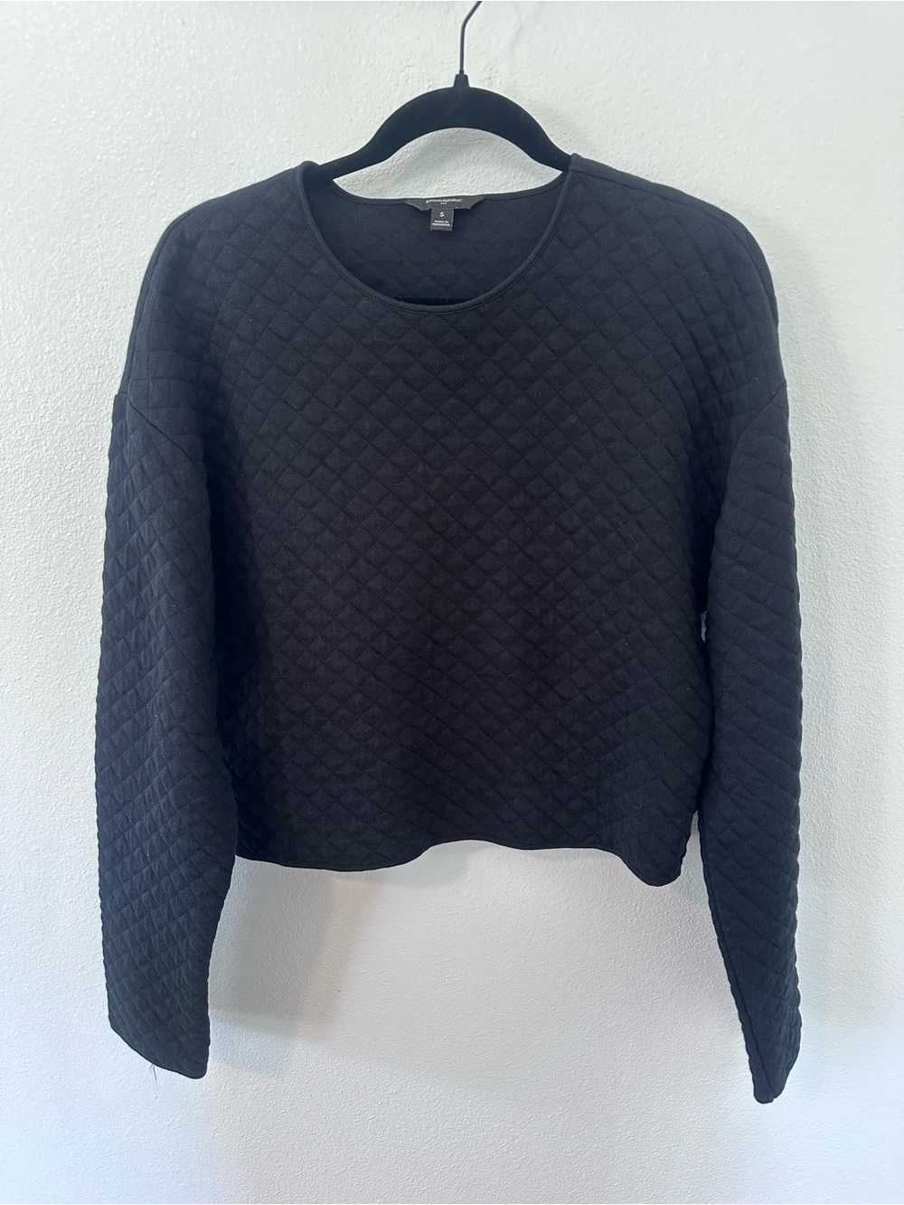 Banana Republic Black Quilted Crewneck Sweatshirt
